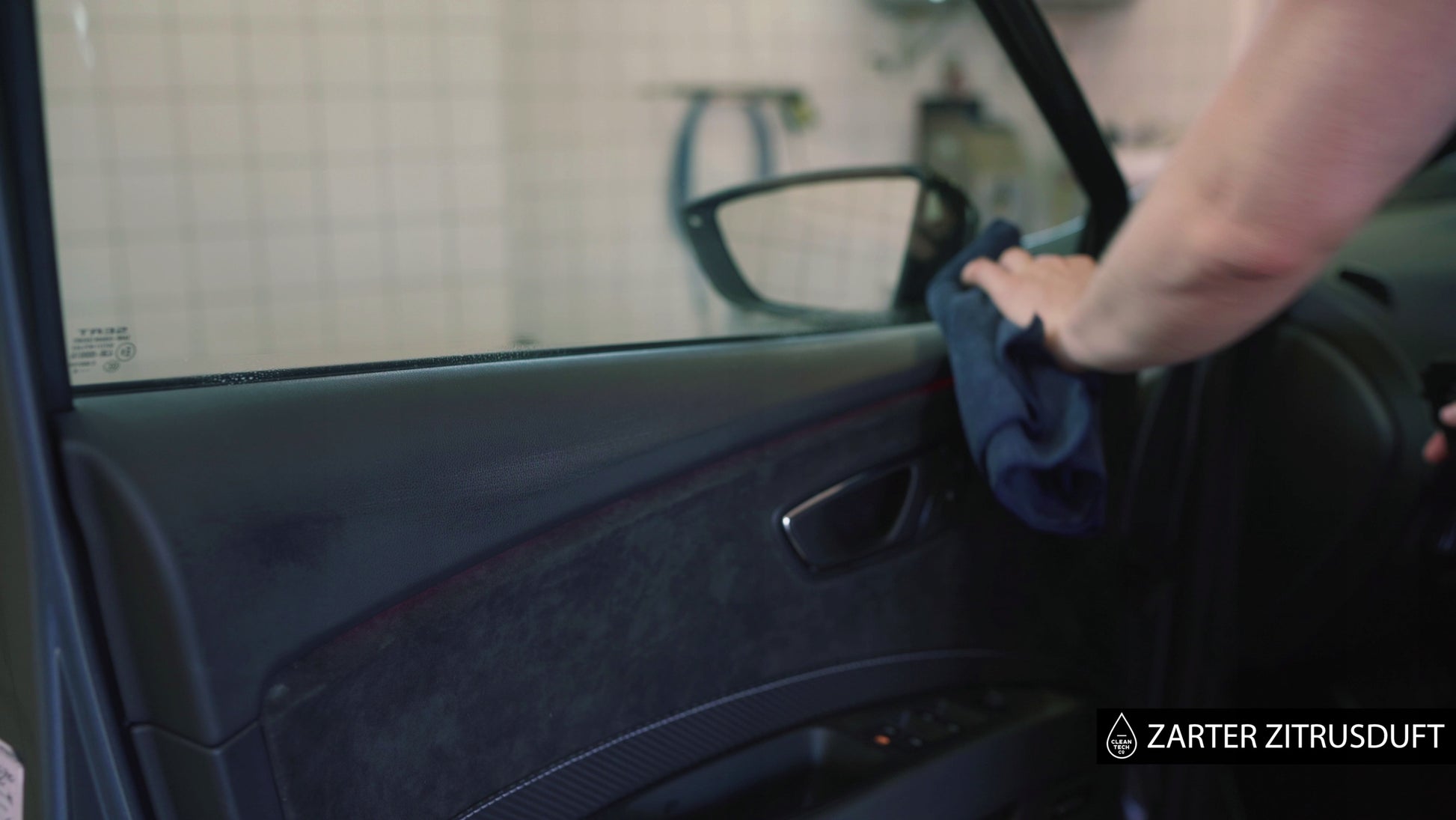 87e0902fc504e44588f3df18a54520d7